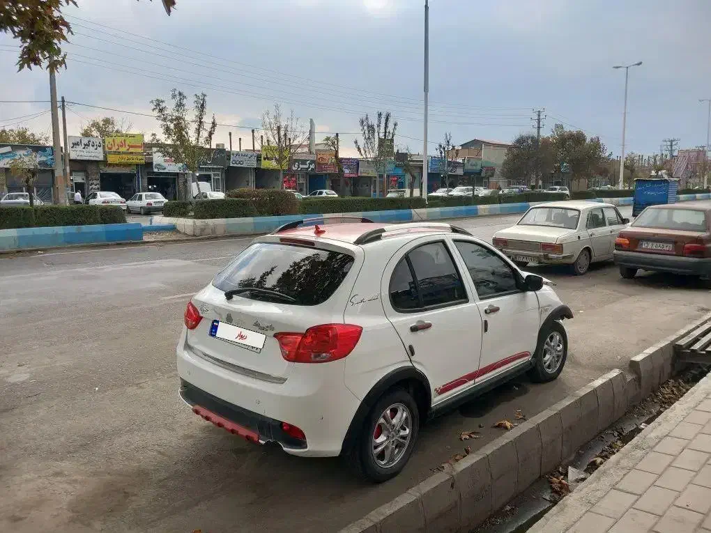 کوئیک تصادفی جزئی درخوی|خودرو سواری و وانت|ارومیه, |دیوار