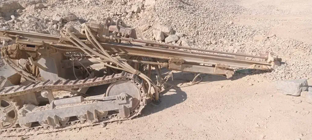 دریل واگن و کمپرسور حفاری معدن|ماشین‌آلات صنعتی|نمین, |دیوار