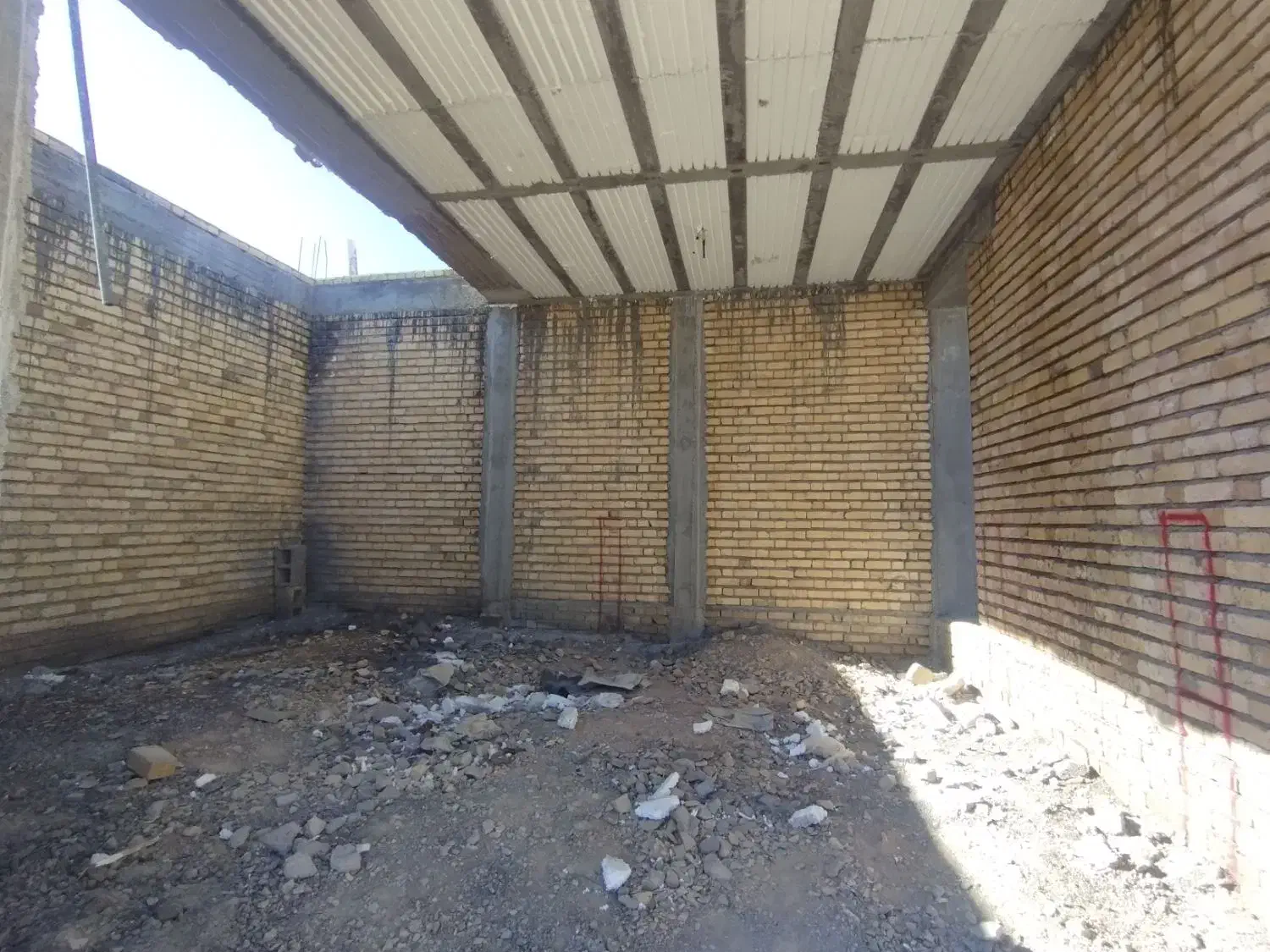 فروش نیمه کاره محدوده وسط هزاردر|فروش خانه و ویلا|آبدانان, |دیوار