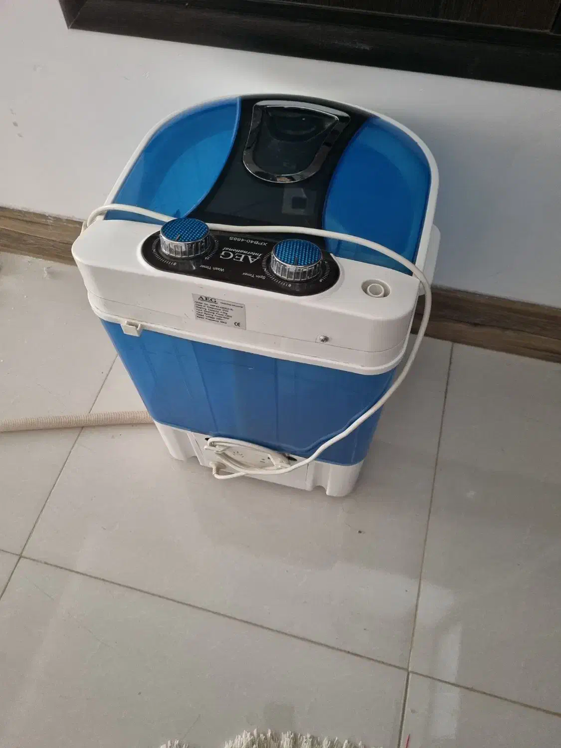 مینی واش در حد نو، ظرفیت ۴ کیلو|ماشین لباسشویی و خشککن لباس|ابرکوه, |دیوار