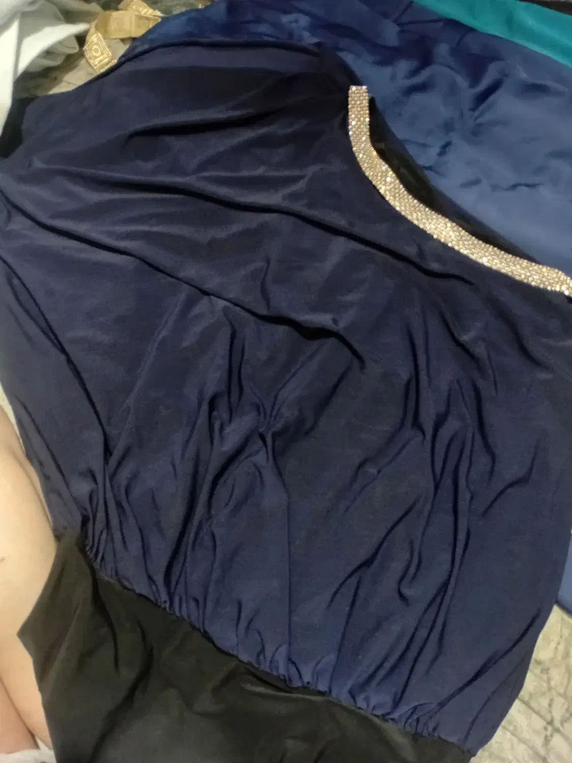 پوشاک مجلسی|لباس|آمل, |دیوار