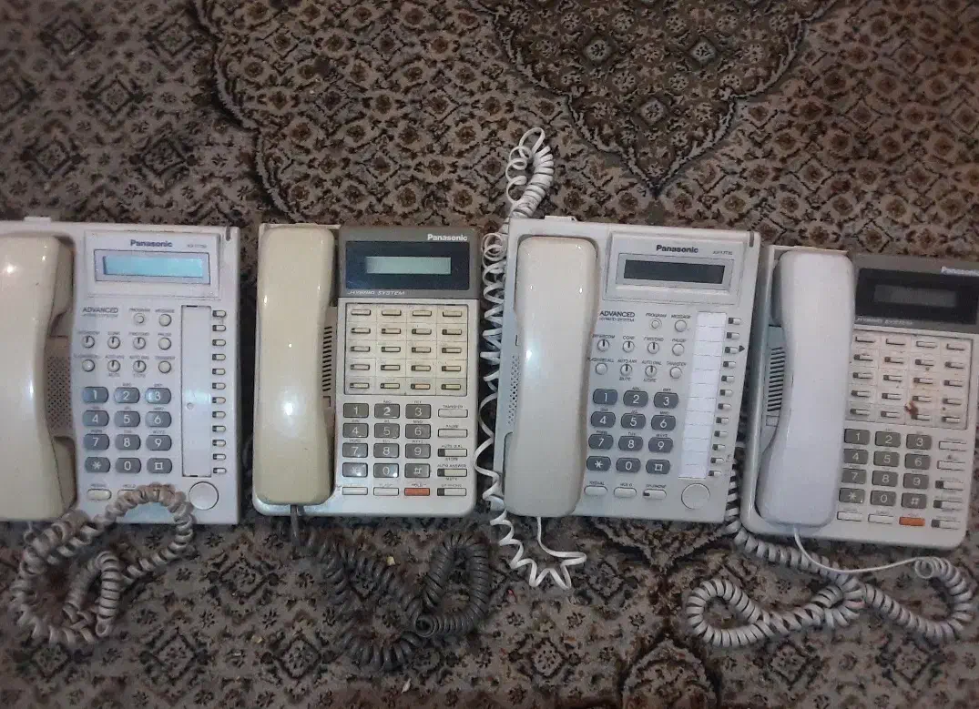 ۴عدد تلفن سانترال|تلفن رومیزی|تهران, دروس|دیوار