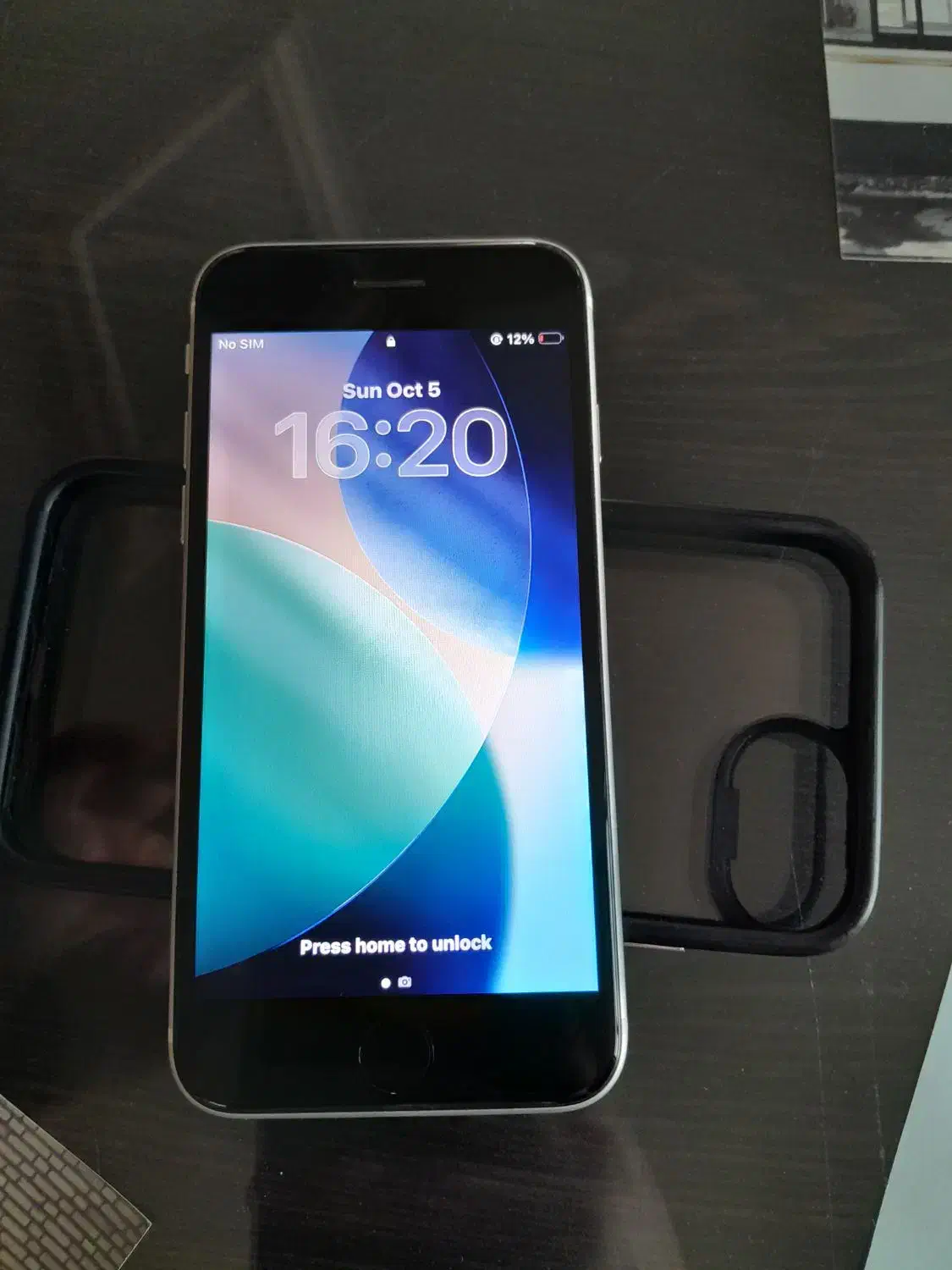 ایفون se 2020 در حد اکبند ۶۴ گیگ|موبایل|اندیشه, شهرک مریم|دیوار