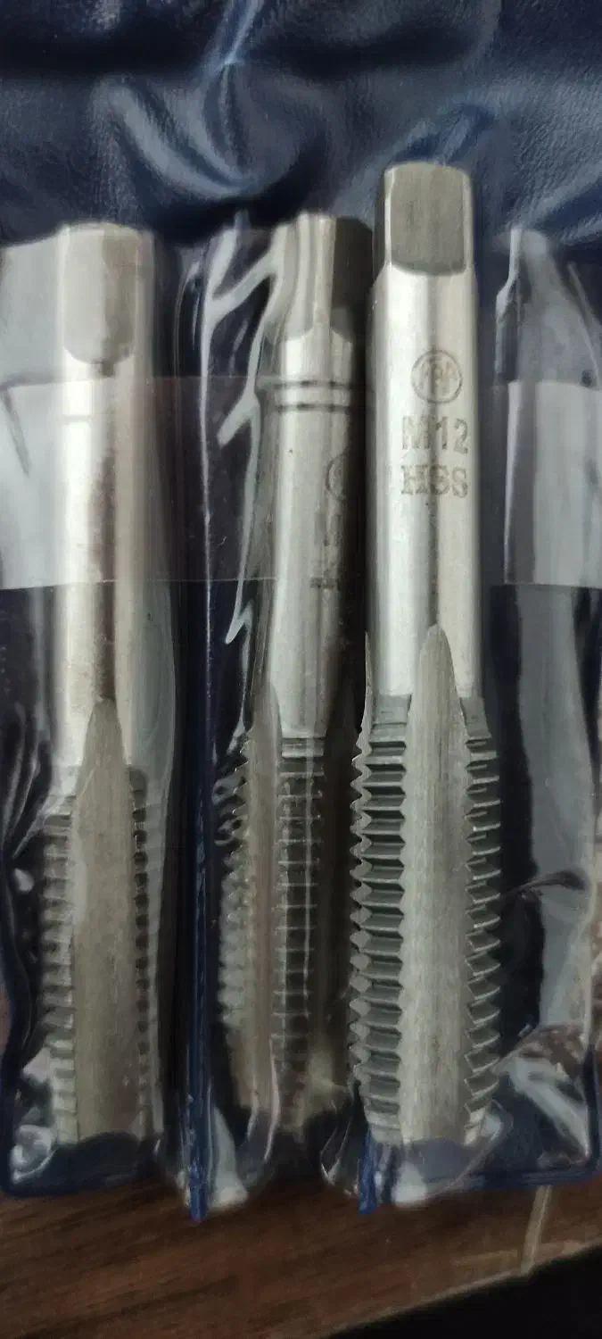 قلاویز فرا|ابزارآلات|خوی, |دیوار