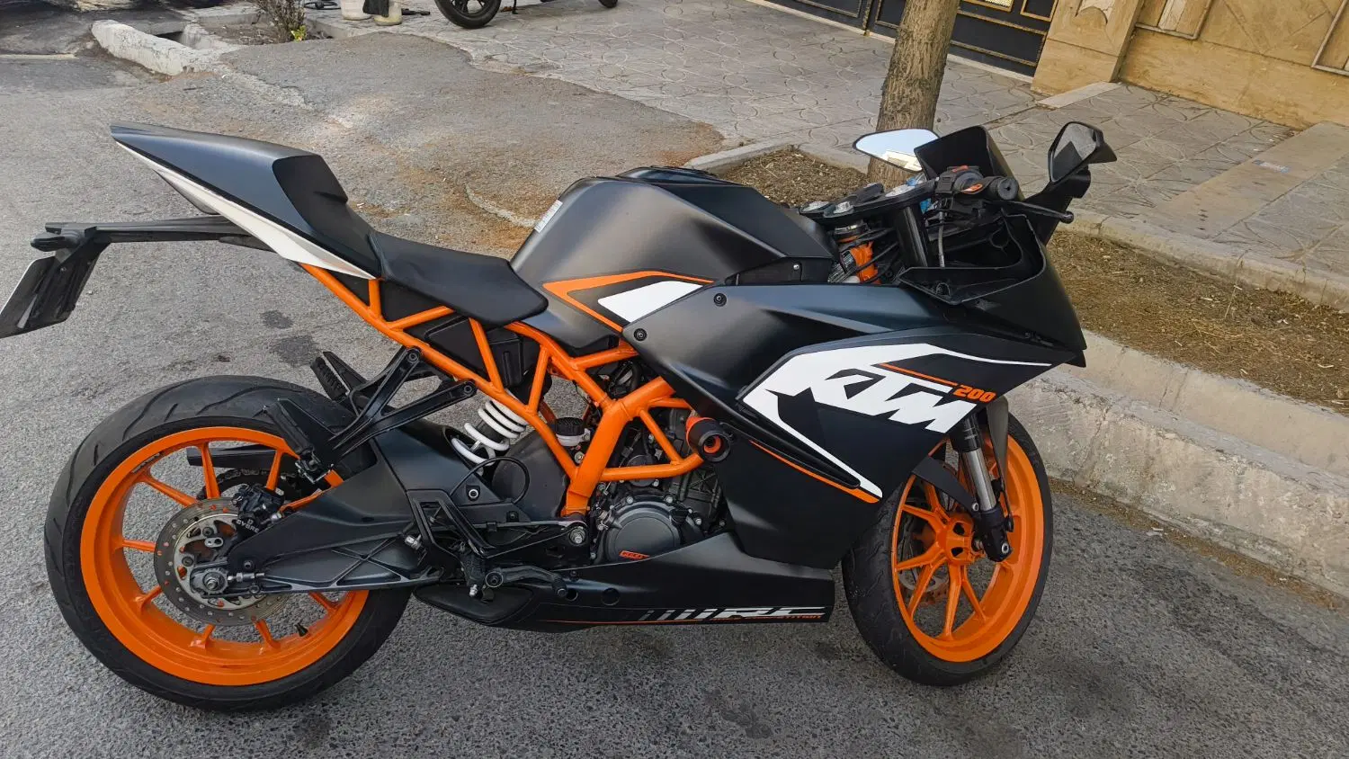 ktm rc 200|موتورسیکلت|تهران, شهران شمالی|دیوار