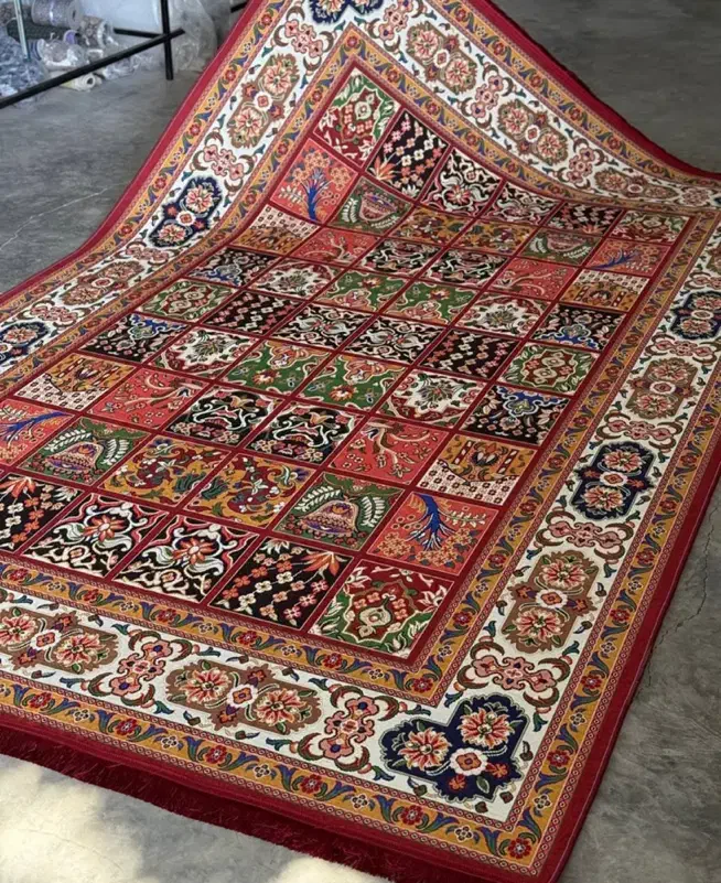 فرش سبلان یزد/۱۵۰۰شاته کد ۴۵۰۰اصل|فرش|شیراز, لاله|دیوار