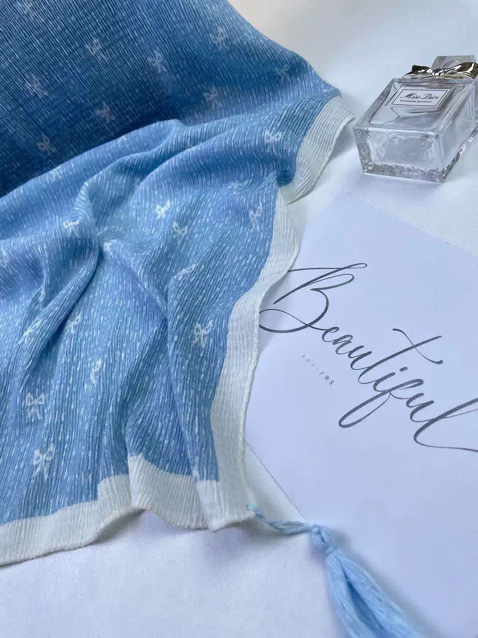 (فوقالعاده) شال برشکا نخی،پلیسه بامنگولههای زیبا|لباس|شهرضا, |دیوار