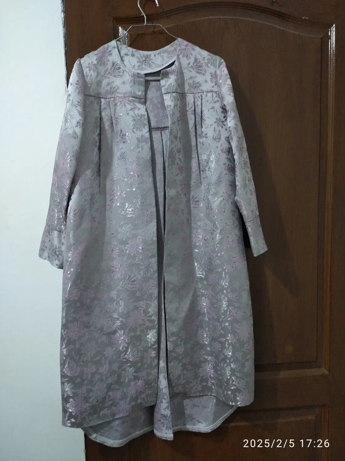 تعدادی مانتو و شلوار و پالتو|لباس|قائمشهر, |دیوار