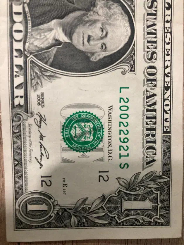 دلار قدیمی و دلار با سریال رند کلکسیونی|کلکسیون سکه، تمبر، اسکناس|شیراز, زند|دیوار