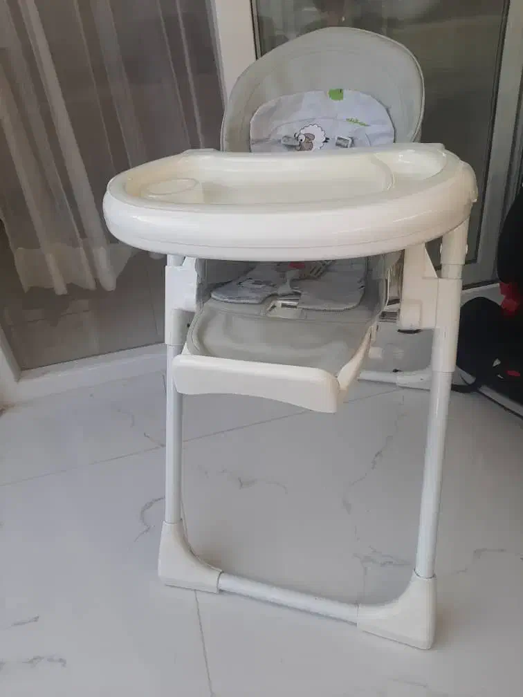 صندلی کودک و صندلی غذای کودک|تخت و صندلی بچه|بندر انزلی, عباس آباد|دیوار