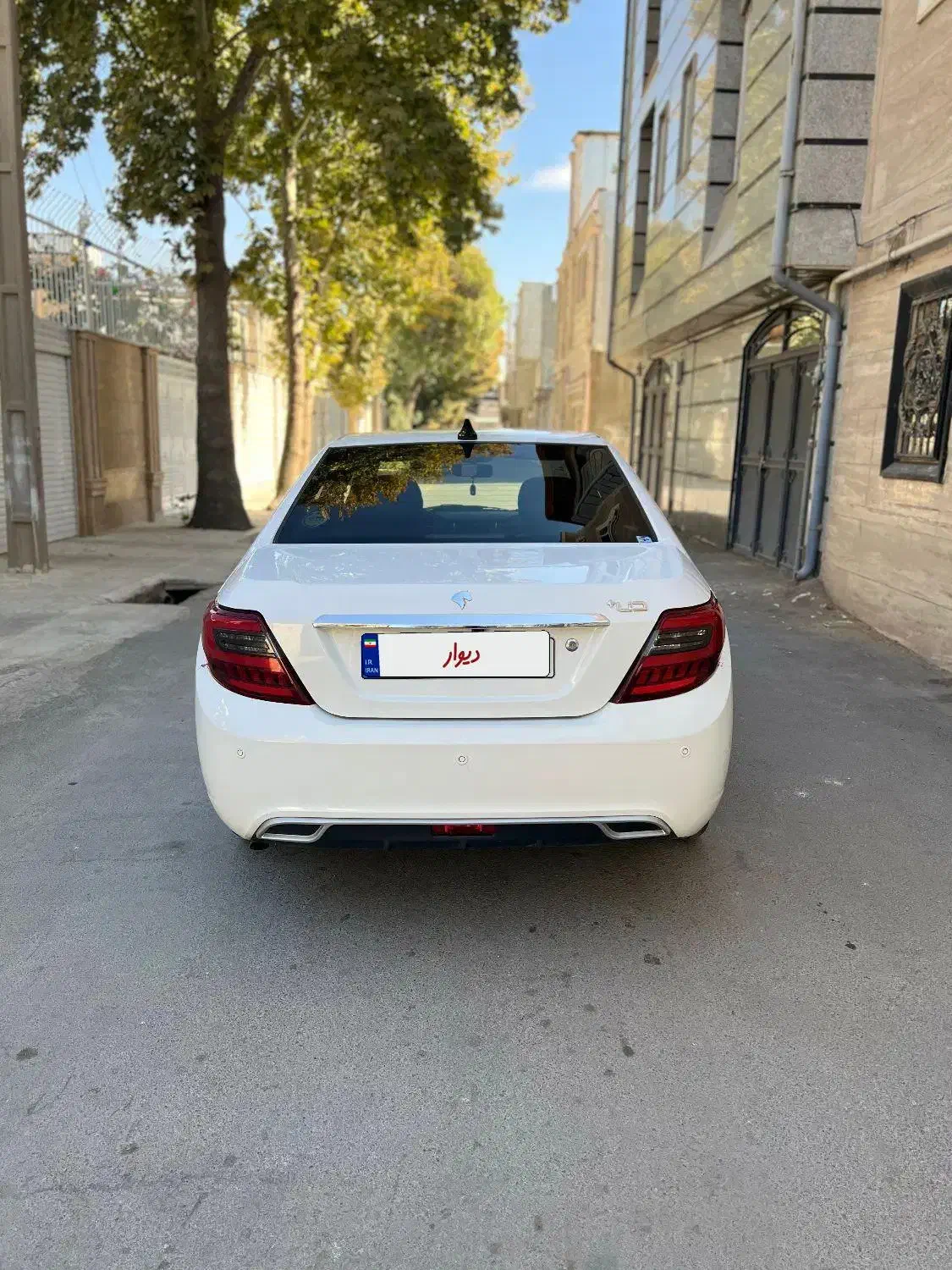 دنا اتومات مدل ۱۴۰۱ در حد خشک|خودرو سواری و وانت|بروجرد, |دیوار