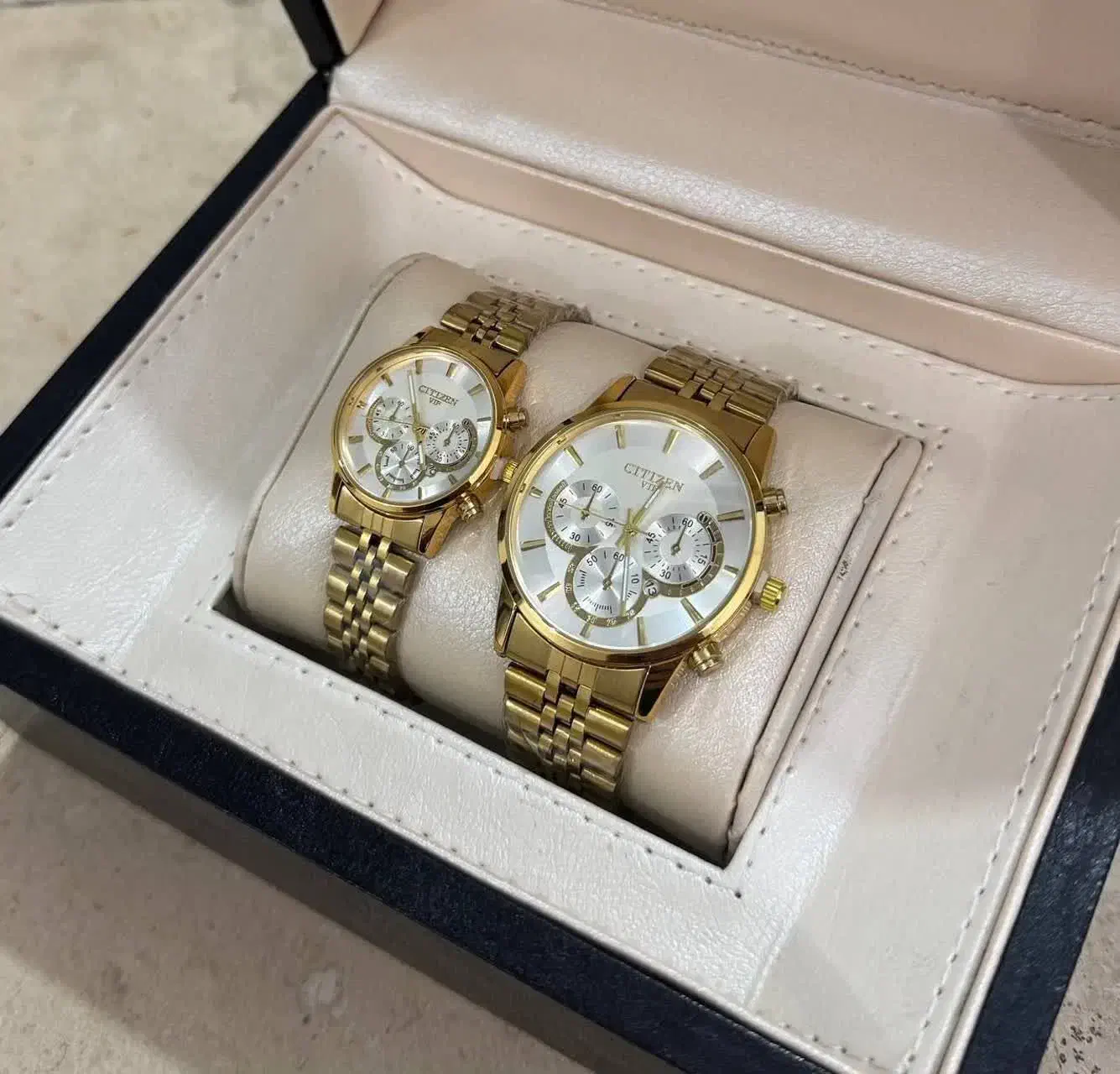 ساعت|ساعت|رشت, پل تالشان|دیوار