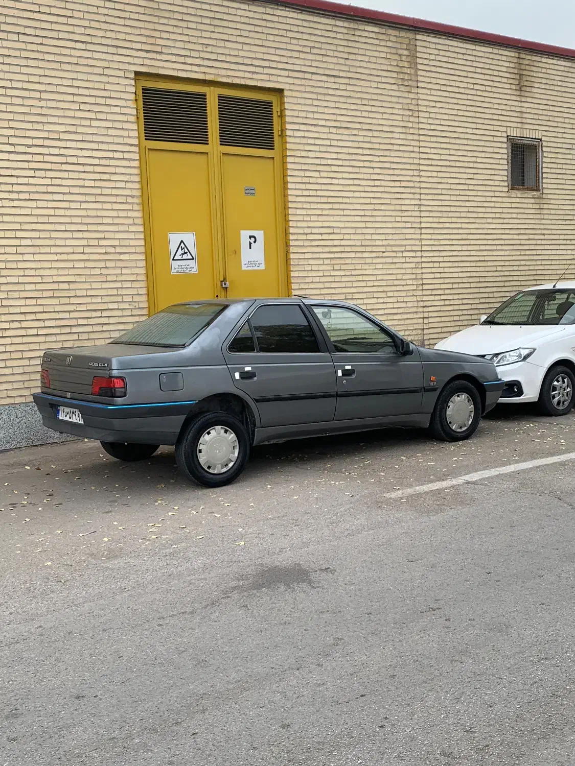 پژو405مدل88|خودرو سواری و وانت|اردبیل, |دیوار