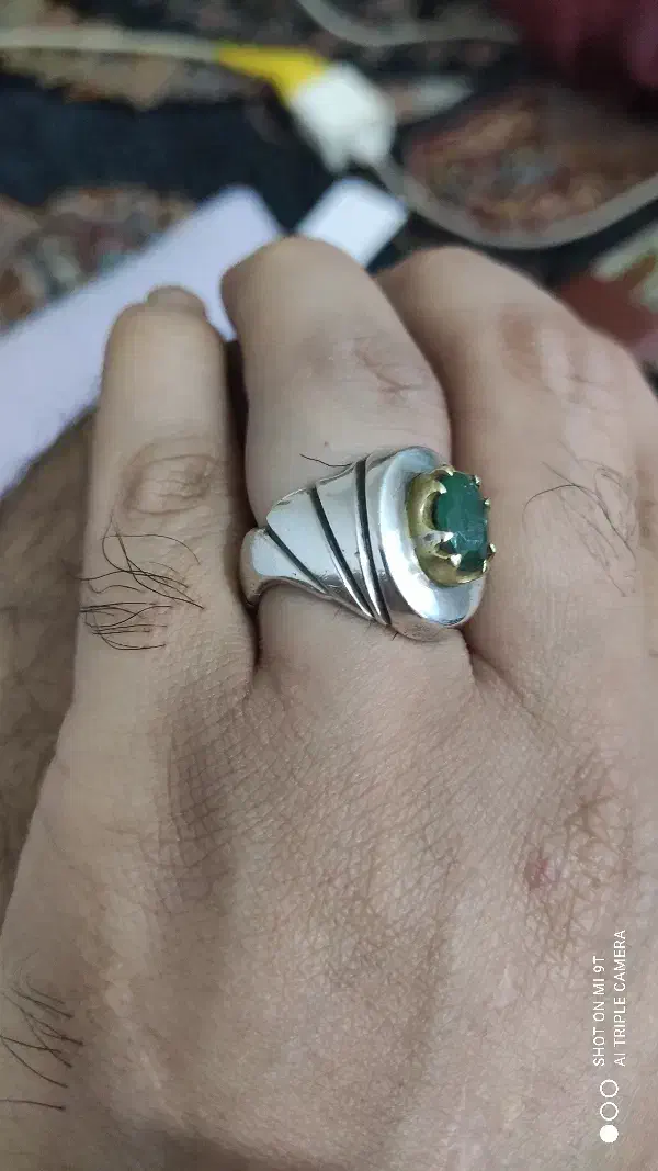 زمرد اصل با رکاب دست ساز درجه یک|جواهرات|بندرعباس, |دیوار