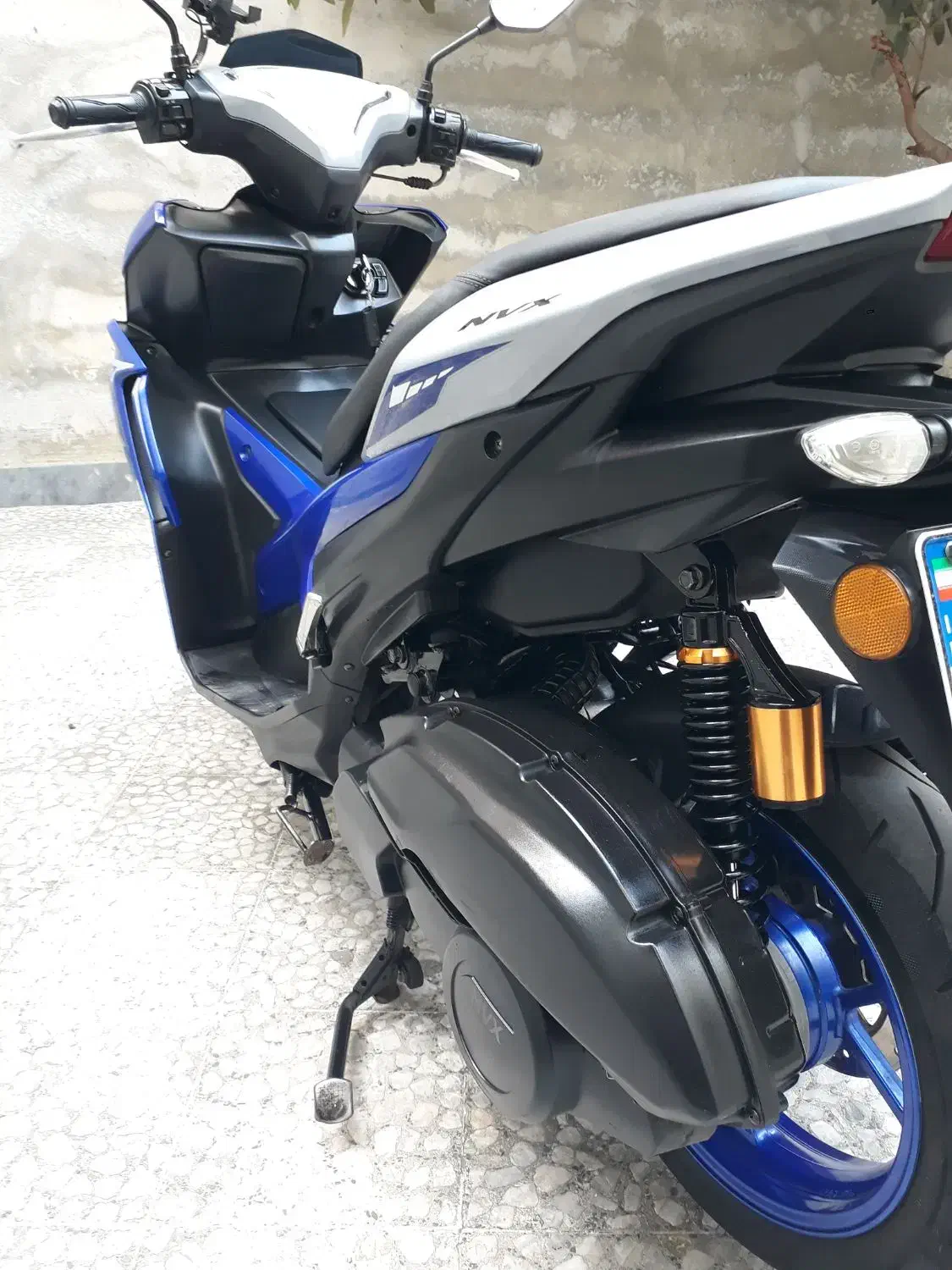 آیروکس ۱۷۰  کبیر موتور|موتورسیکلت|رشت, منظریه|دیوار