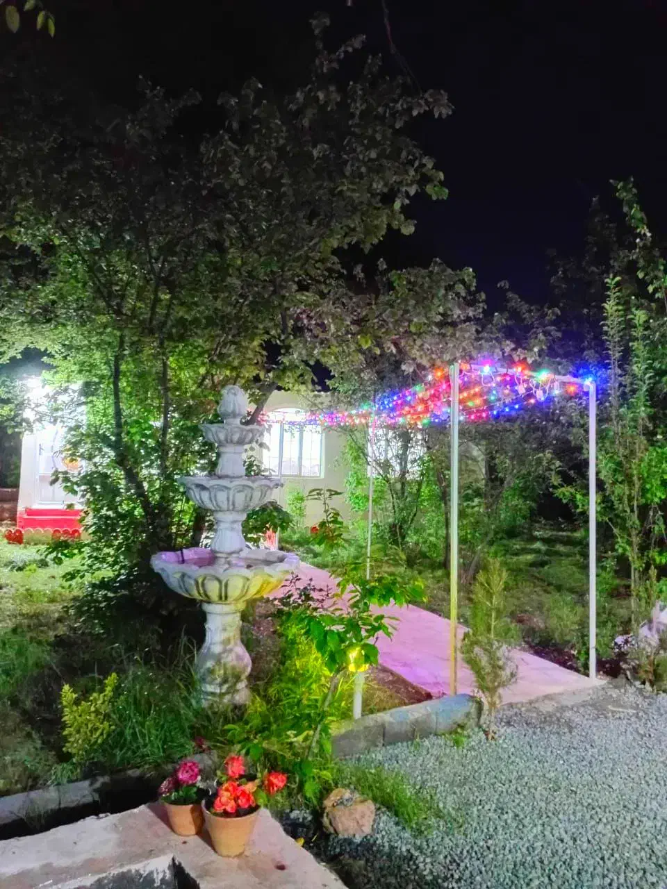 اجاره ویلا باغ|اجارهٔ کوتاهمدت ویلا و باغ|سنندج, |دیوار