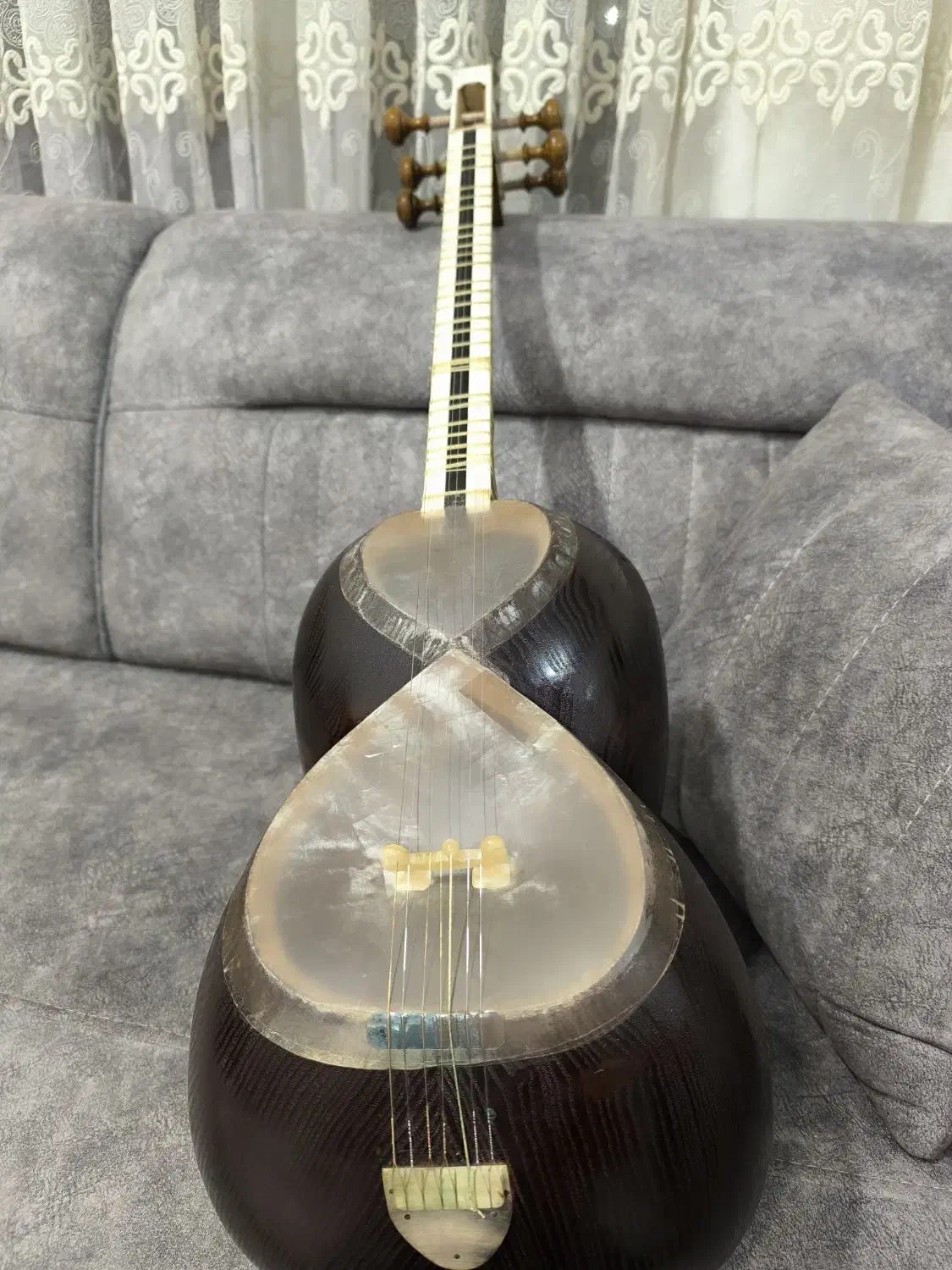 تار|سازهای سنتی|بوکان, |دیوار