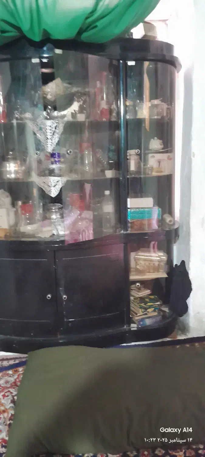 ویترین ظرف|مبلمان خانگی و میز عسلی|قم, جوی شور|دیوار