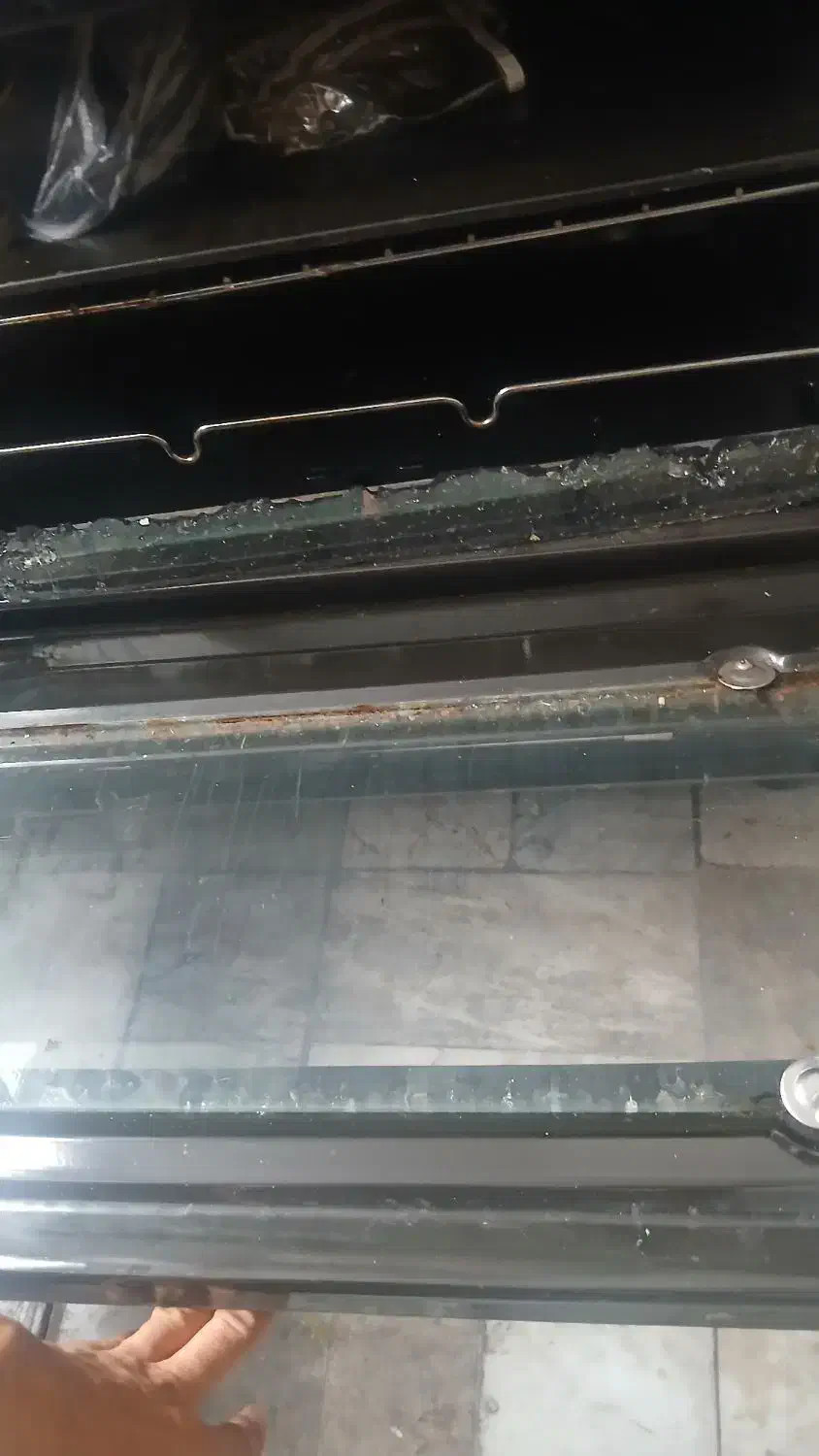 مبل اهدایی گاز فر تخت و کمد کودک فوری فوری|حراج|تهران, صد دستگاه|دیوار