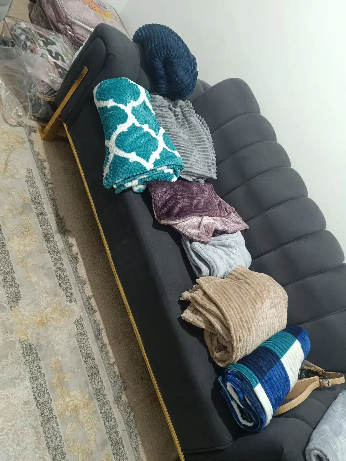 پتو بالشت تشک روبالشتی|رختخواب، بالش، پتو|بندر کنگان, |دیوار