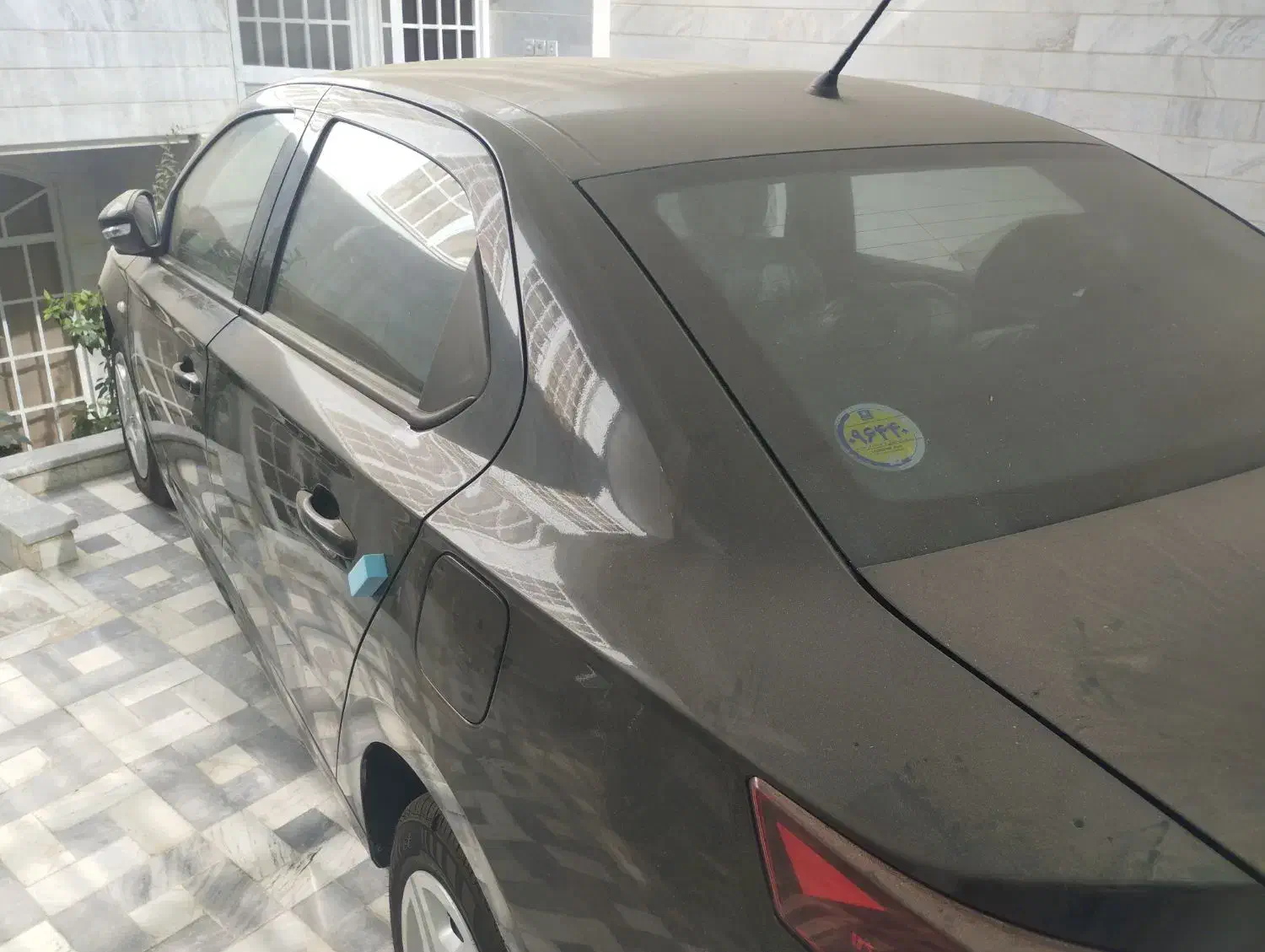 تارا پنج دنده دستی 1402 بیرنگ|خودرو سواری و وانت|قم, شهرک توانیر|دیوار