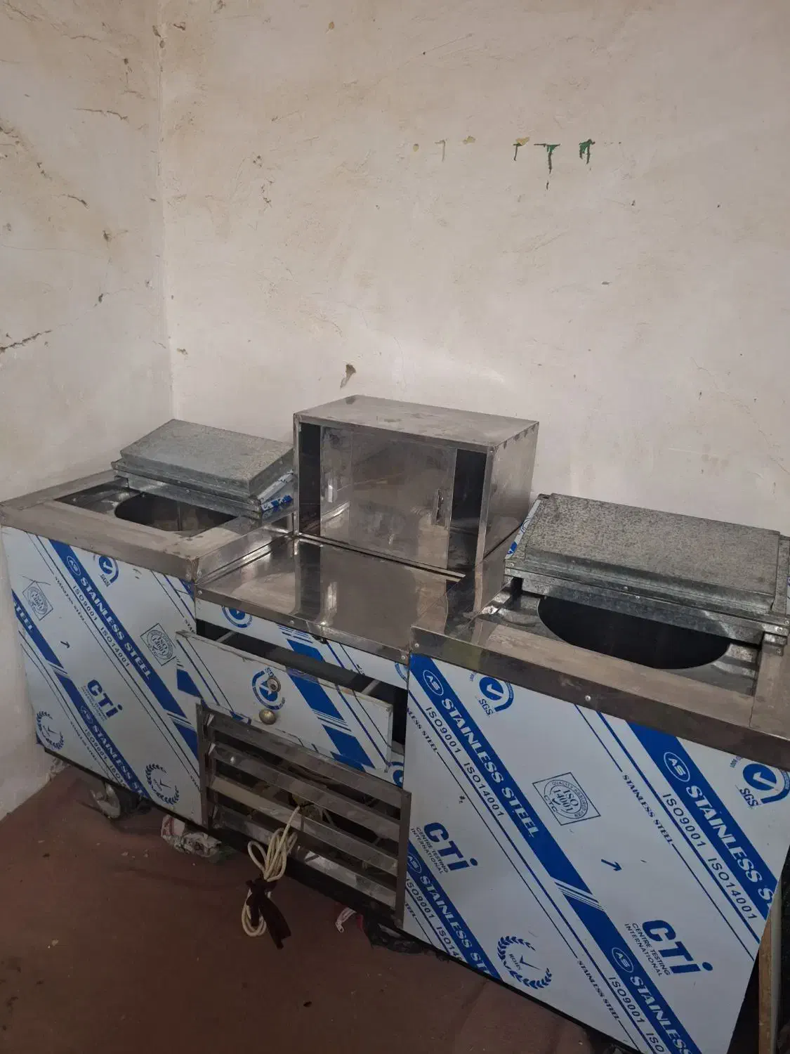 دستگاه یخ در بهشت در حد نو|کافیشاپ و رستوران|رویدر, |دیوار