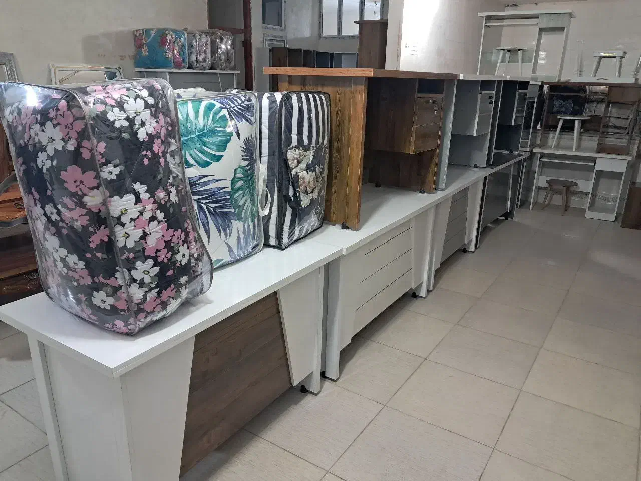 انواع میز اداری|میز تحریر و کامپیوتر|سرپل ذهاب, |دیوار