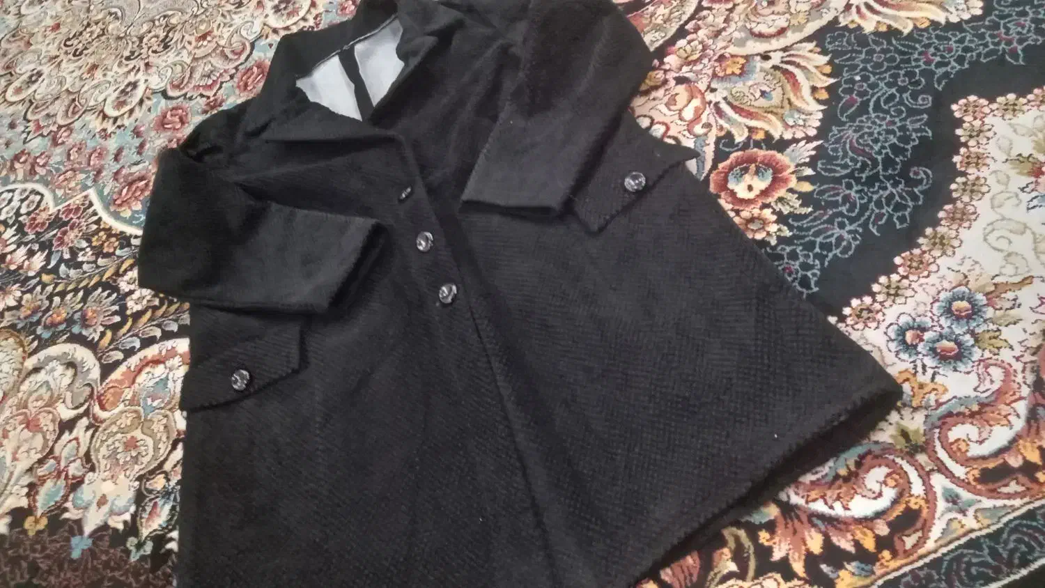 پالتو وچندتا مانتو|لباس|خرم‌آباد, |دیوار