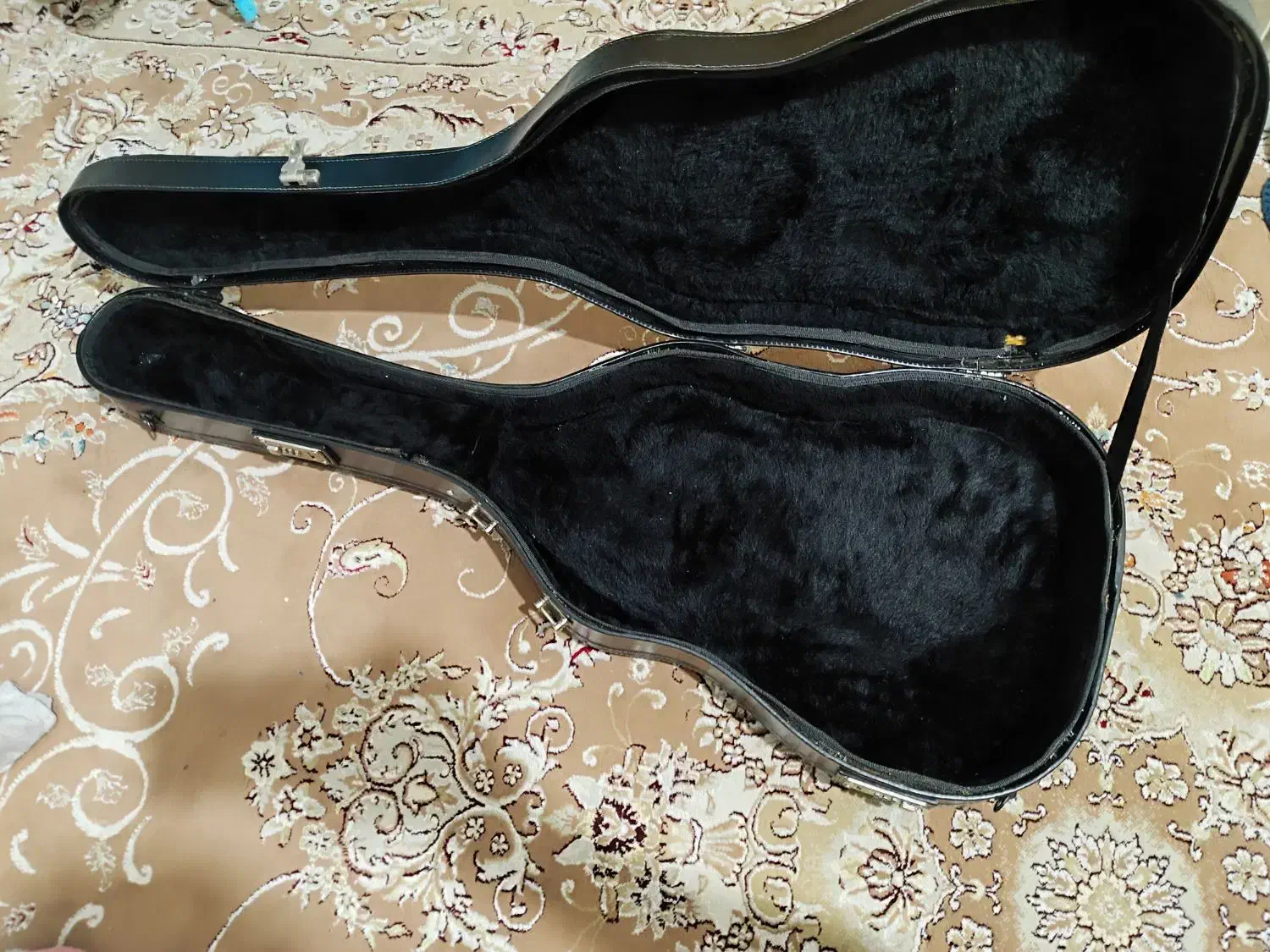 کیف گیتار چرمی و گیتار الکتریک|گیتار، بیس، امپلیفایر|صفادشت, |دیوار