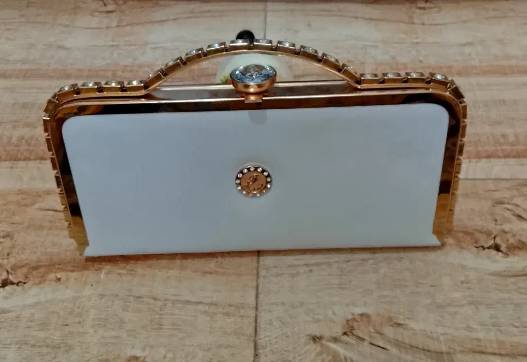 کیف و کشف نو|کیف، کفش، کمربند|زنجان, |دیوار