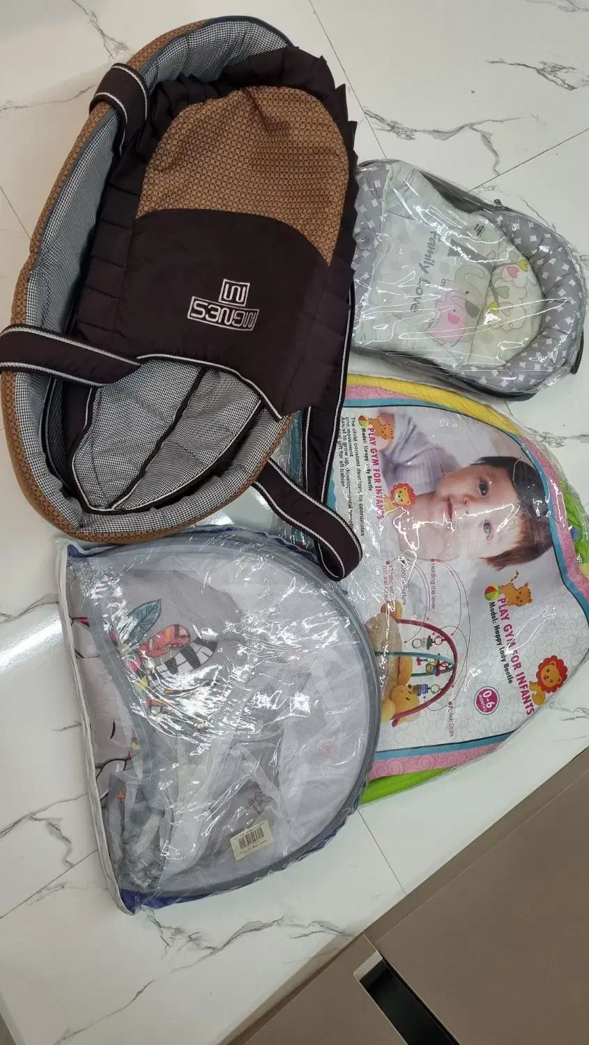 ساک حمل، تشک بازی ، پشه بند ، روزوئک و تشک فرنگی|اسباب و اثاث بچه|شیراز, ملاصدرا|دیوار