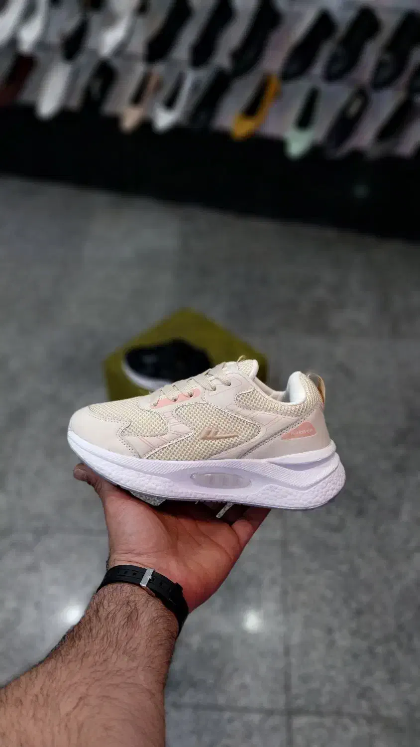 از تولید به مصرف کیفیت را گران نخرید|کیف، کفش، کمربند|جهرم, |دیوار