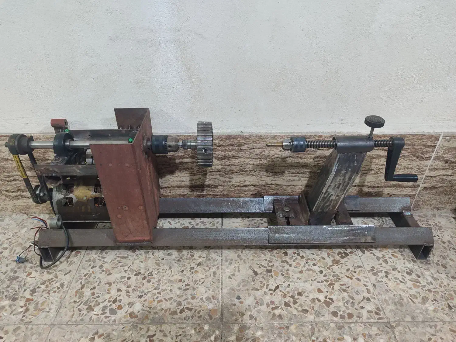 دستگاه خراطی|ابزارآلات|رشت, جانبازان|دیوار