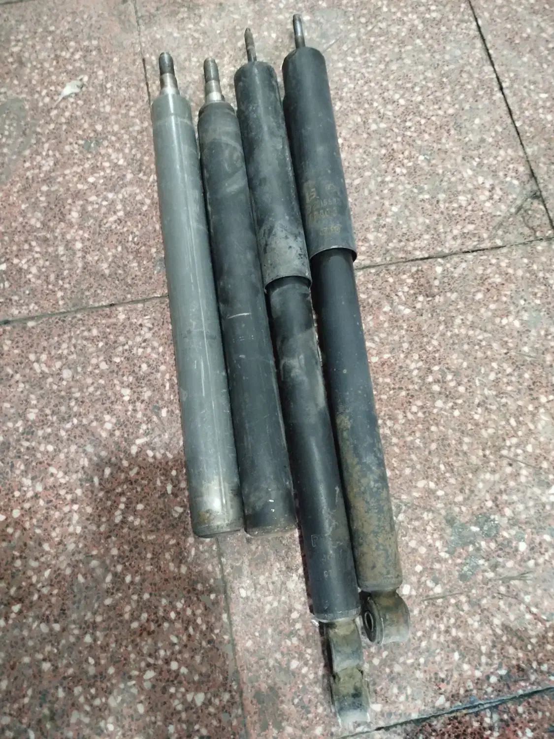 کمک جلو و عقب پیکان|قطعات یدکی و لوازم جانبی|یزد, |دیوار