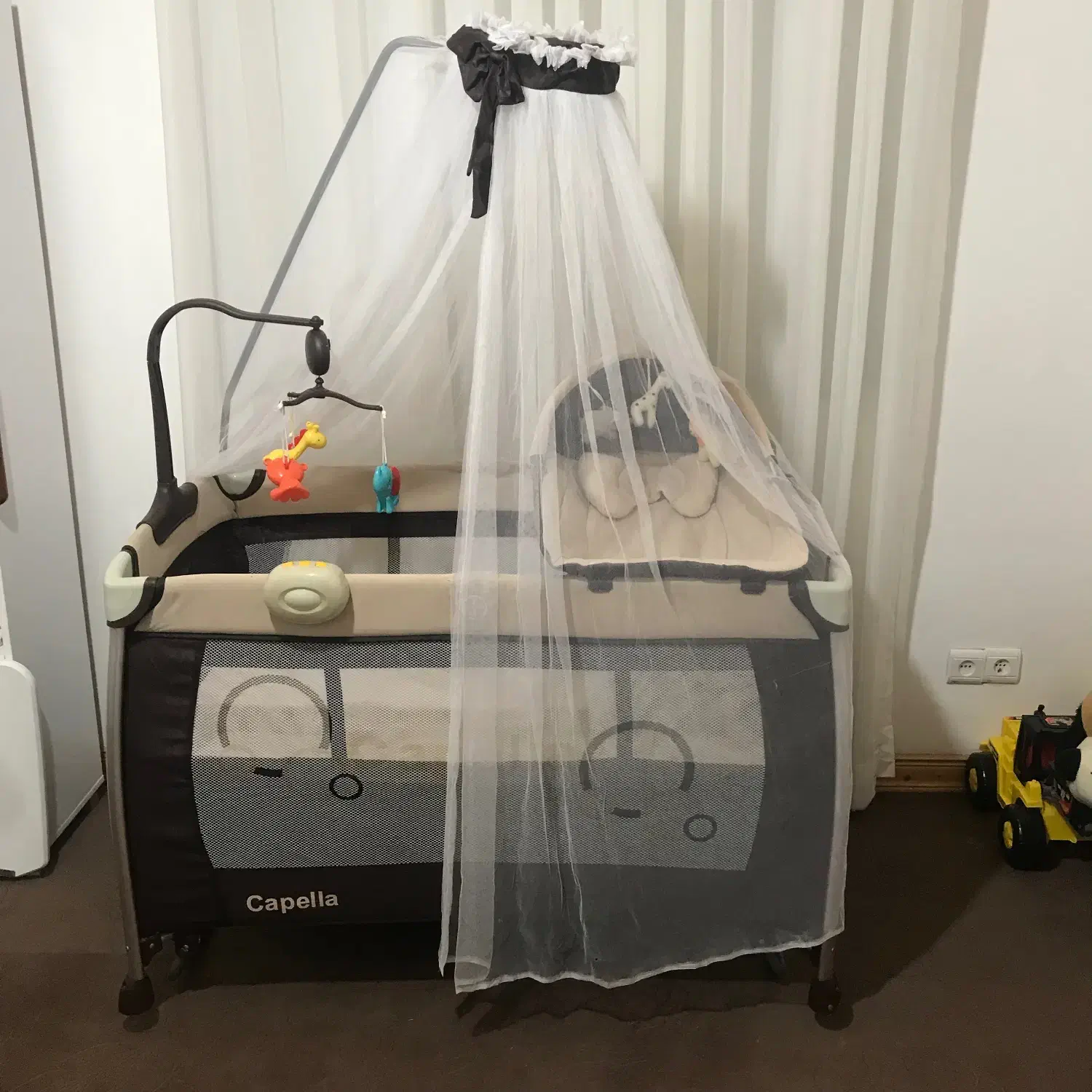 تخت وپارک کودک|اسباب و اثاث بچه|فریدونکنار, |دیوار