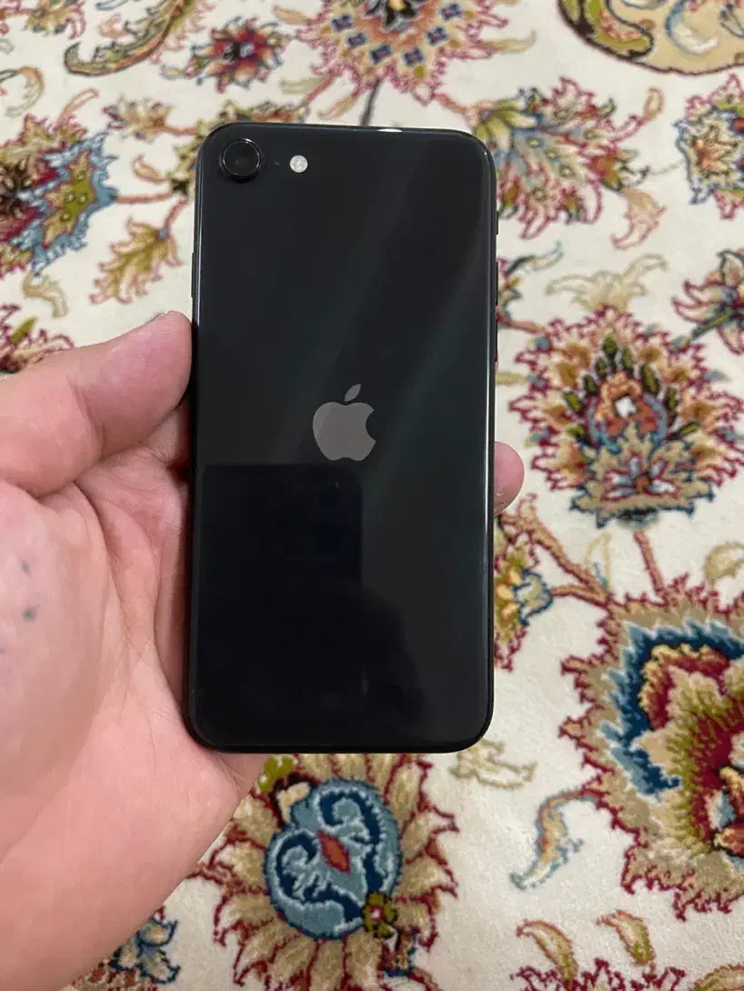 ایفون SE 2020|موبایل|رفسنجان, |دیوار