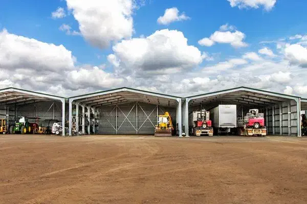 گاراژ و تجاری ارزنده / بلوار رحمت|فروش مغازه و غرفه|شیراز, ترمینال باربری|دیوار