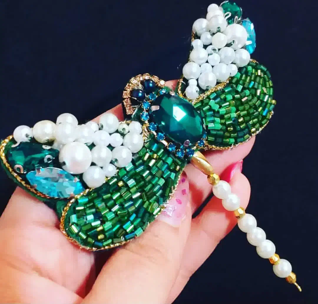 جواهردوزی|لباس|میانه, |دیوار