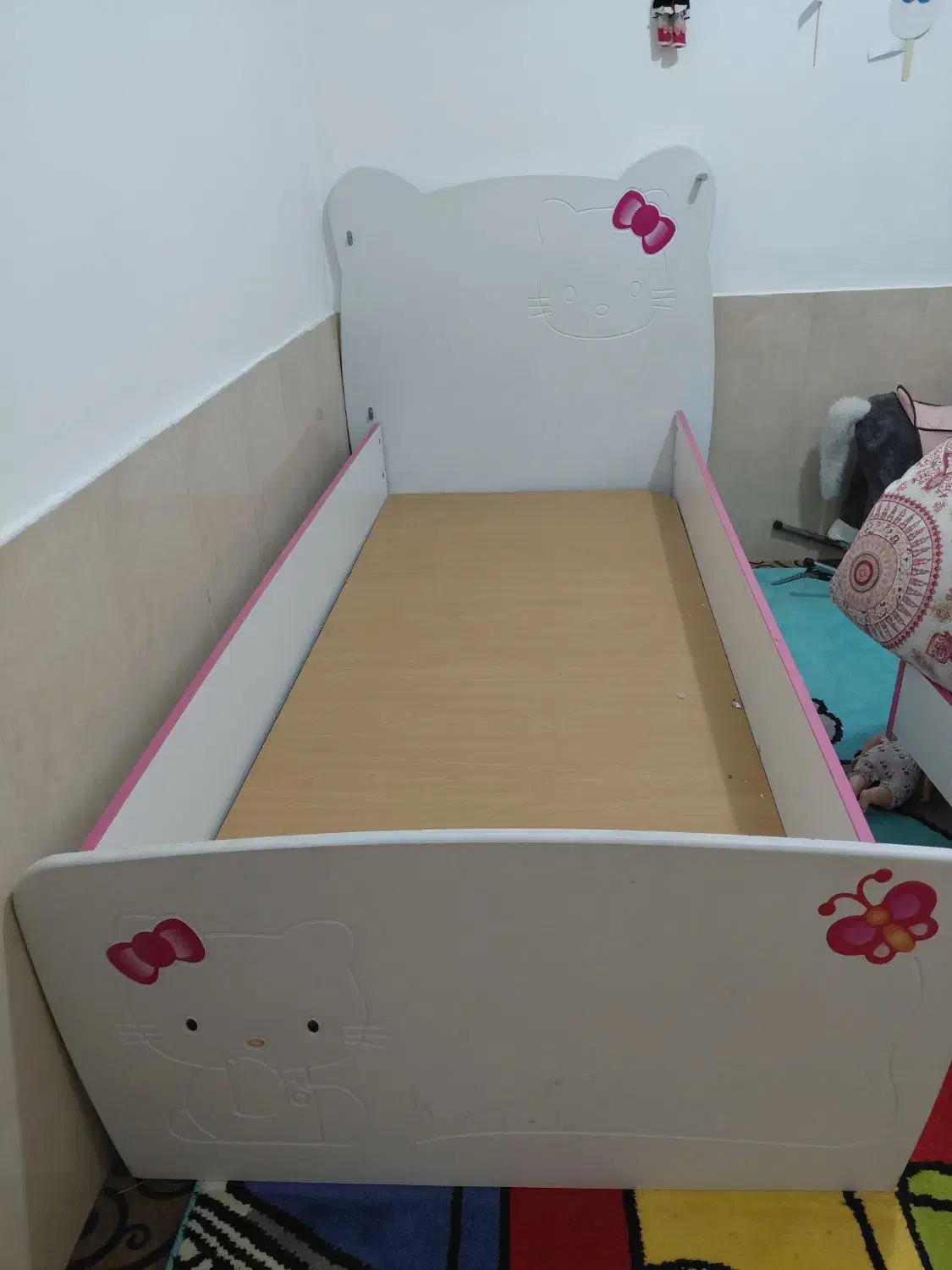 تخت خواب|تخت و سرویس خواب|فیروزآباد (فارس), |دیوار