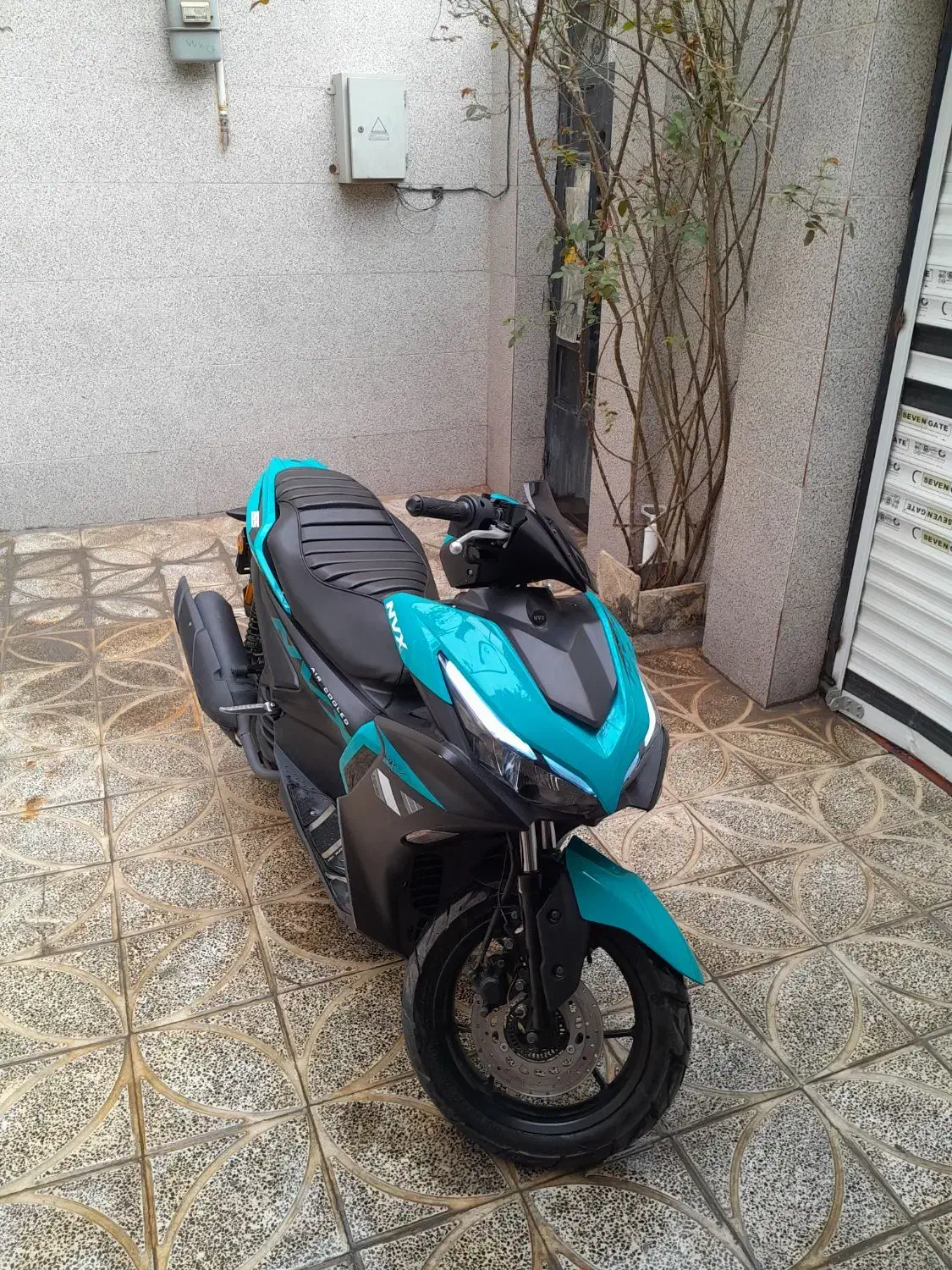 طرح ایروکس ۱۵۵سی سی|موتورسیکلت|رباطکریم, شترخوار|دیوار