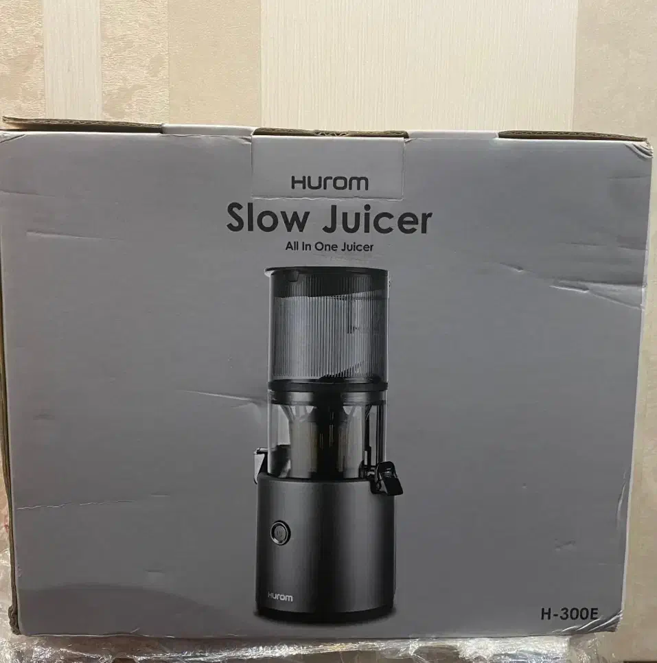 عصاره گیر و ابمیوه گیر HUROM|آبمیوهگیر و آبمرکباتگیر|شیراز, شهرک گلستان|دیوار