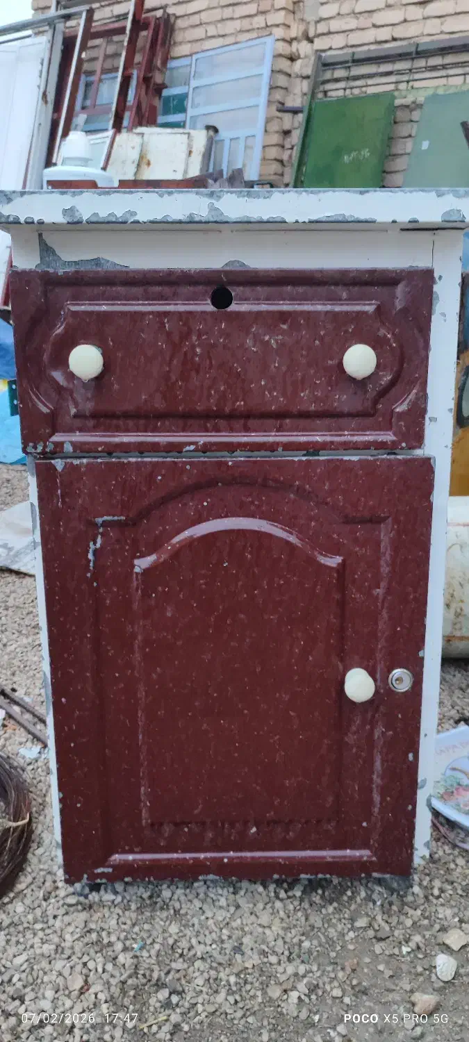 زیر باری|آب‌چکان و نظم‌دهنده ظروف|مرودشت, رودبال|دیوار