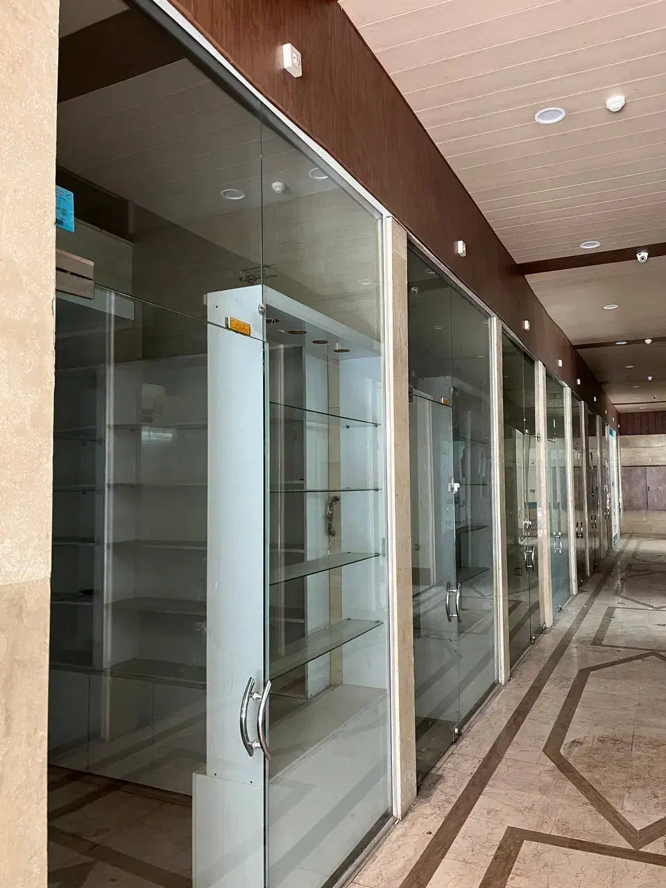 12متر تجاری/سودهی پربازده/سندتک برگی/تاپ لوکیشن|فروش مغازه و غرفه|تهران, شهر زیبا|دیوار