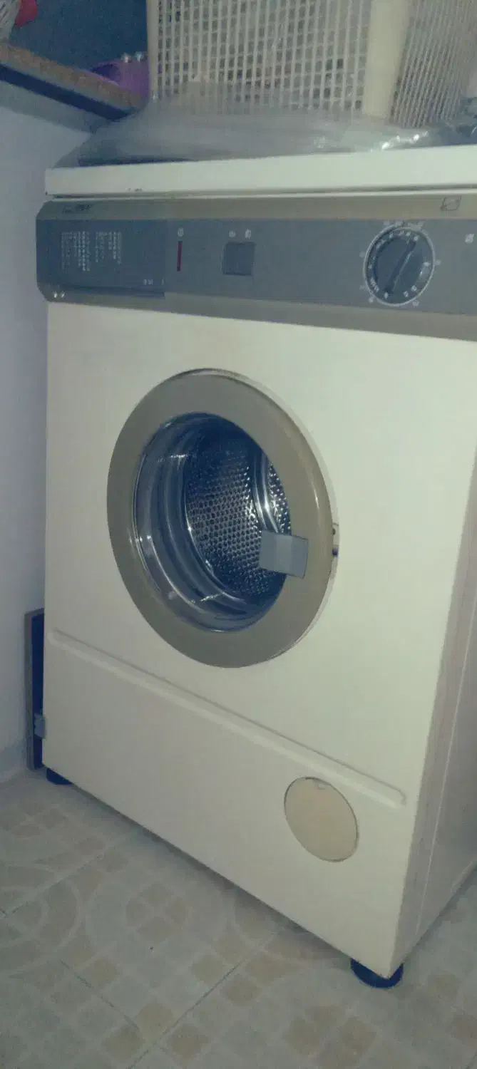 ماشین لباسشویی|ماشین لباسشویی و خشک‌کن لباس|محمدیه-قزوین, |دیوار