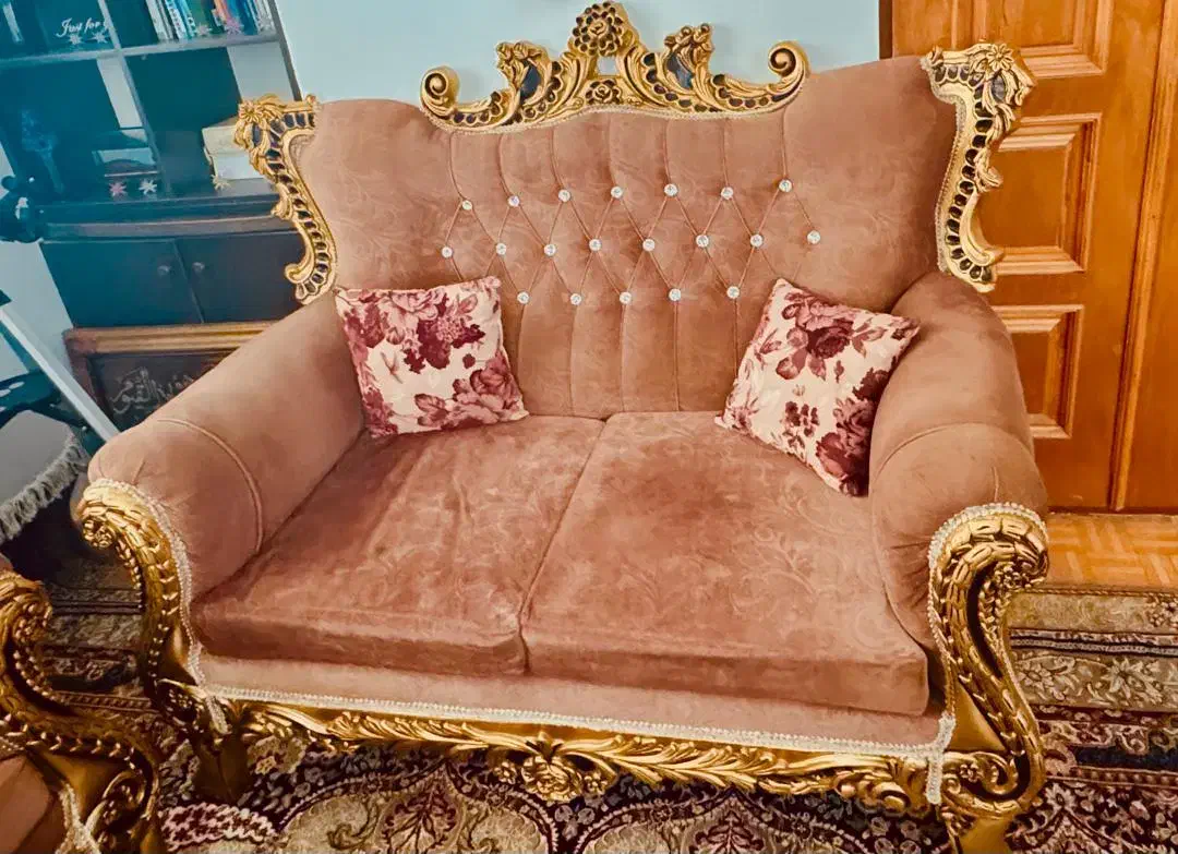 مبل ۹ نفره در حد نو قیمت مناسب|مبلمان خانگی و میز عسلی|قائم‌شهر, |دیوار