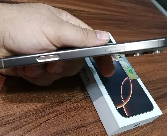 آیفون 16 پرومکس 512|موبایل|چمران, |دیوار