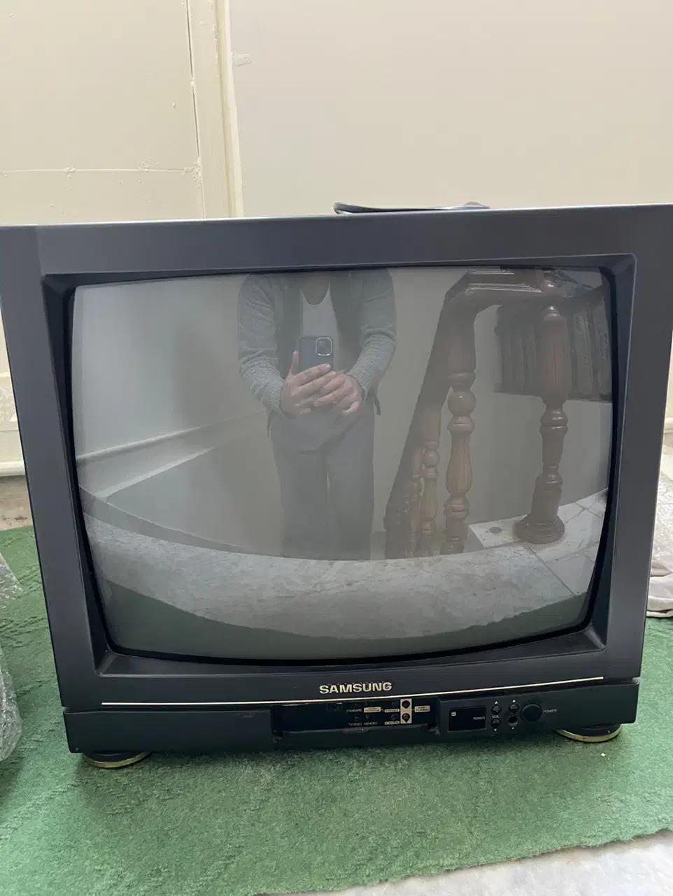 تلویزیون|تلویزیون و پروژکتور|اردبیل, |دیوار