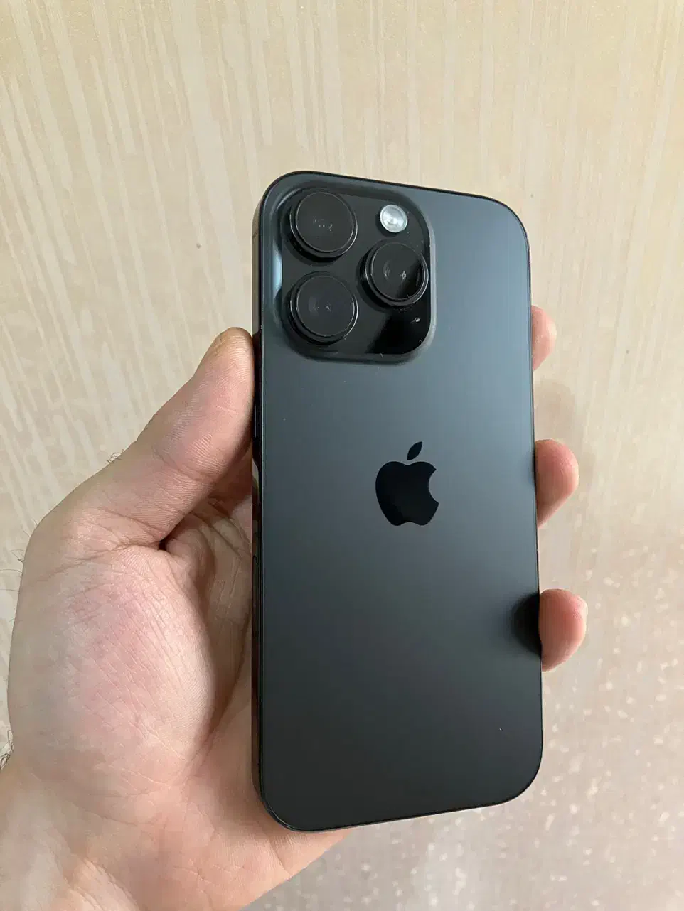 اپل iphone 16 pro با حافظه 256 گیگ با گارانتی zaa|موبایل|تهران, صادقیه|دیوار