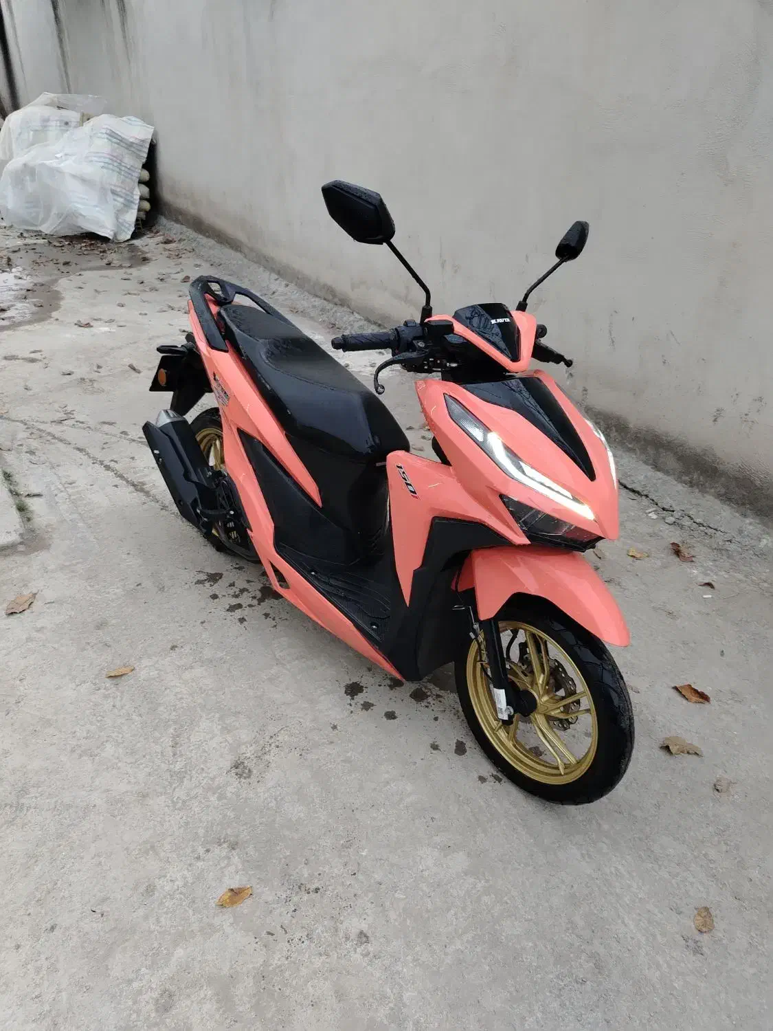 کلیک 150 مدل 1401|موتورسیکلت|رشت, کوی امام رضا|دیوار