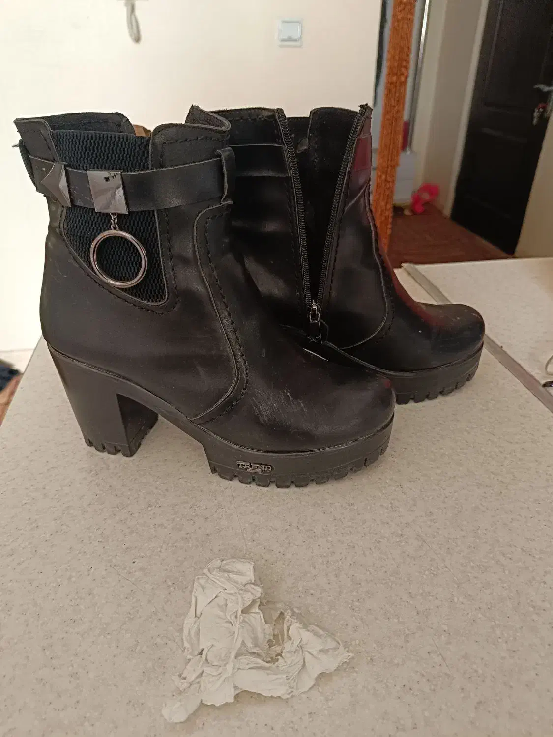 بوت کفش زنانه|کیف، کفش، کمربند|هشتگرد, شهرک گلها|دیوار